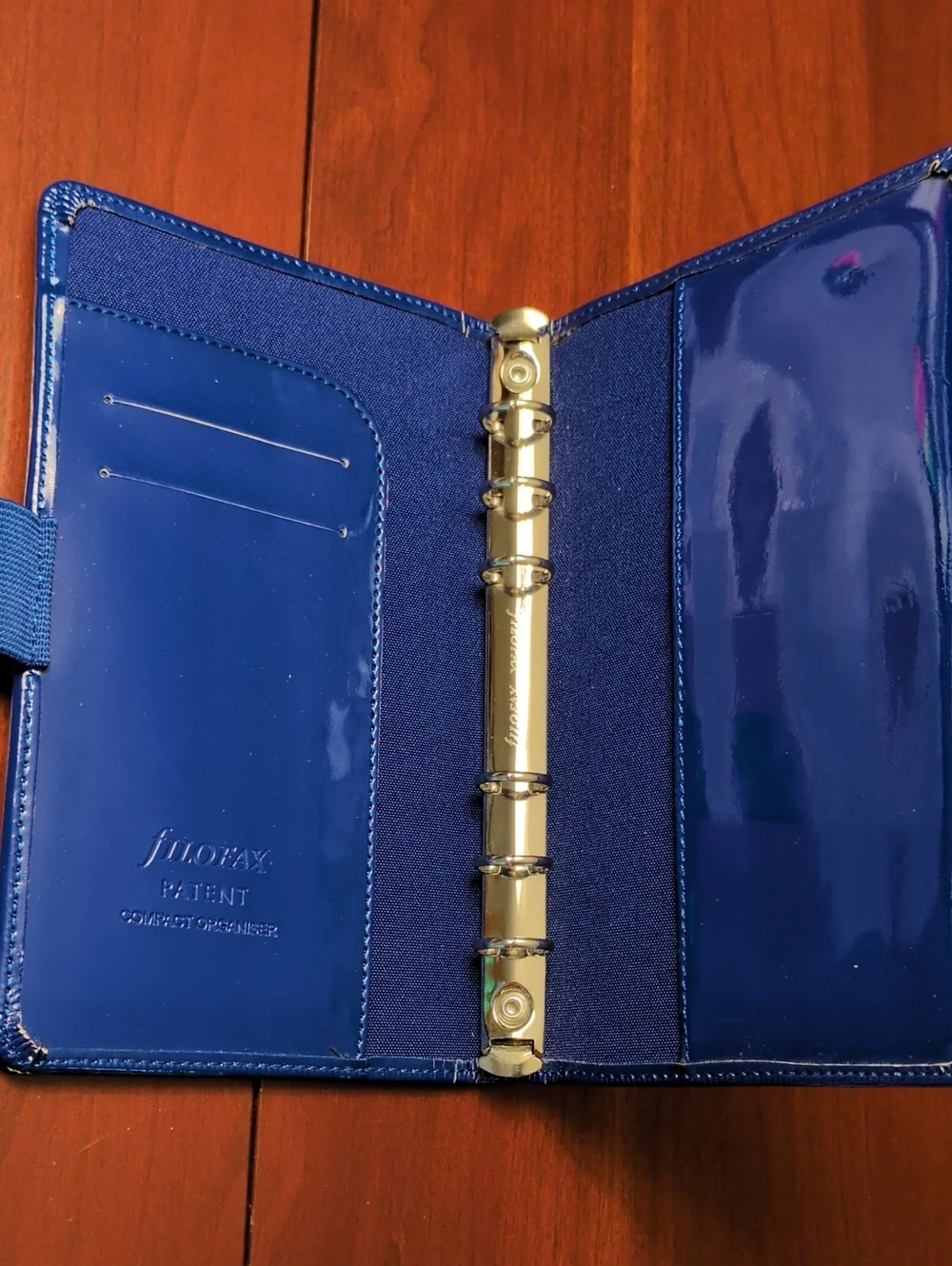 Filofax Personal Sized Compact Organizer Blue Patent, plus All Accessories